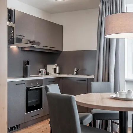 Apartmenthaus Enzian Hochsoelden ゼルデン