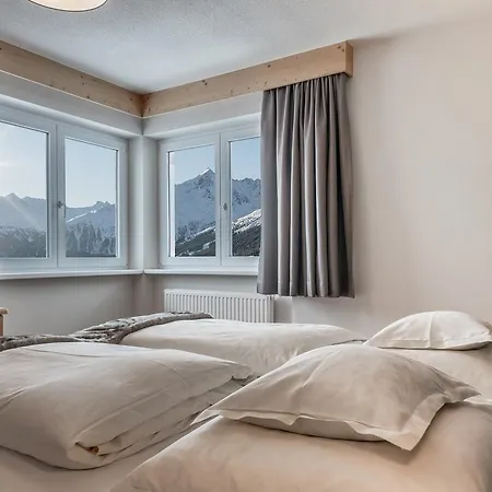 Апартаменты Apartmenthaus Enzian Hochsoelden Зёльден